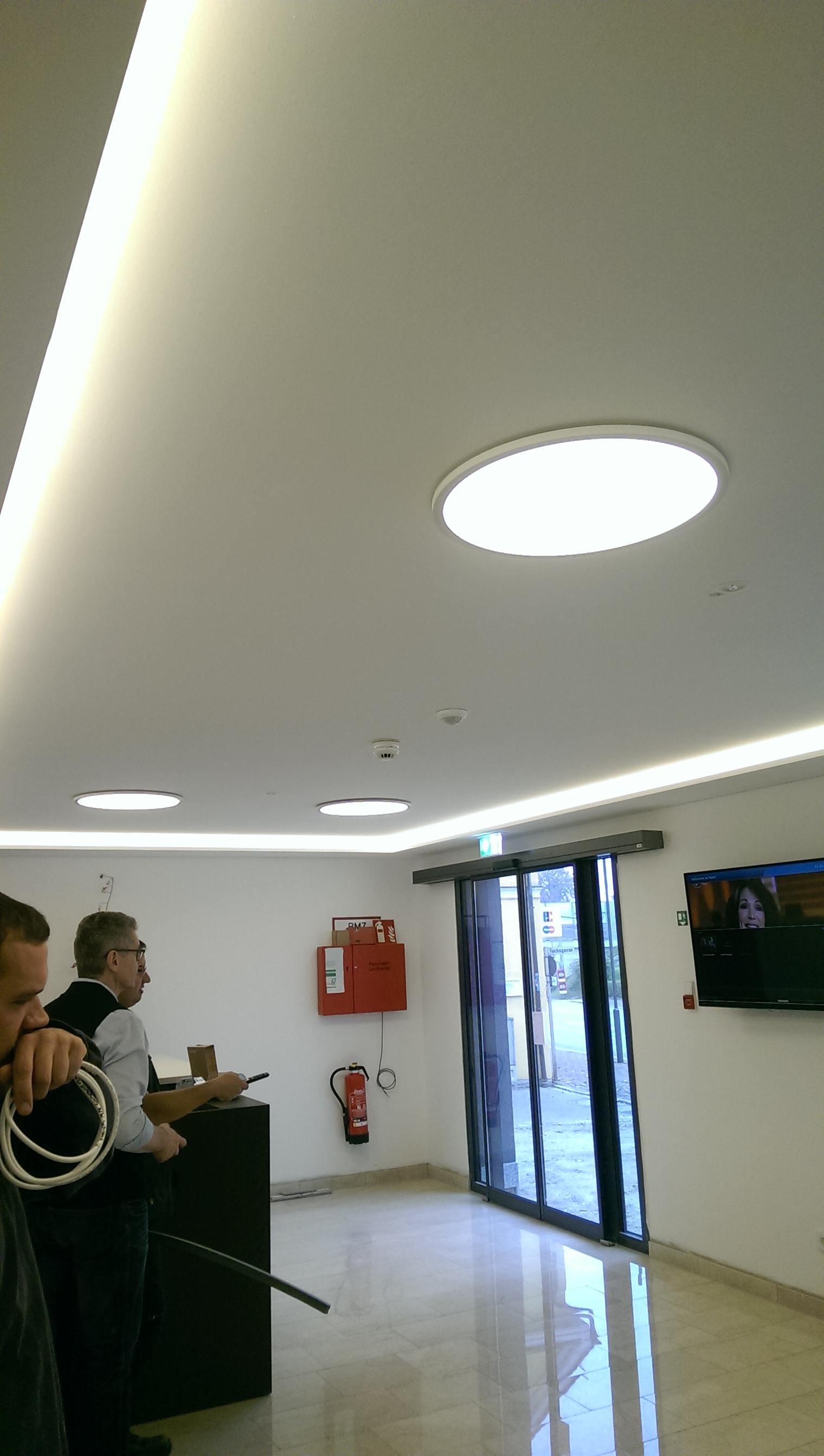 LED Beleuchtung Hotelneubau Rezeption